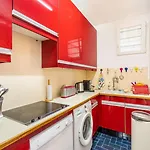 Guestready - Charmant Appt Au Coeur Du 6E Arr.