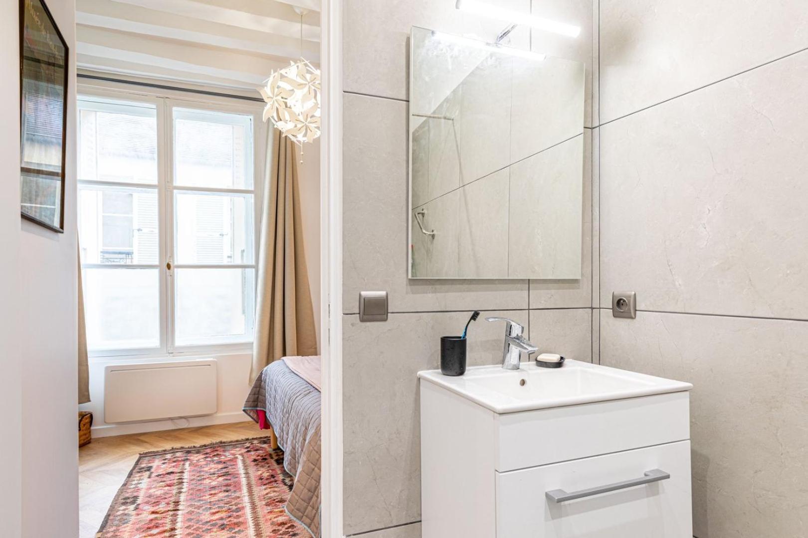 Guestready - Charmant Appt Au Coeur Du 6e Arr. Appartamento Parigi